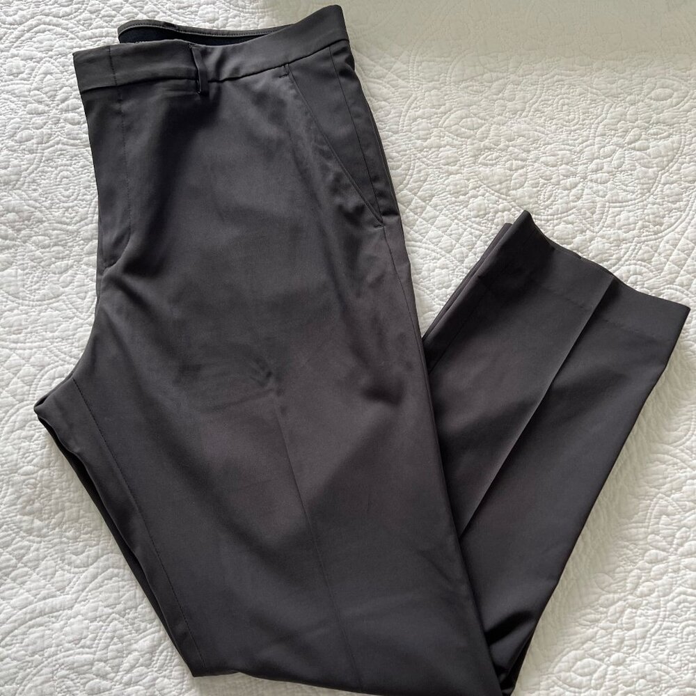 Perry Ellis Very Slim Fit Tech Portfolio Dress Pant in Asphalt Grey 36 x 30